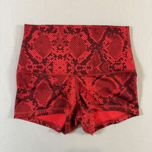 Lululemon Shorts Women Aprox Medium Red HighRise 2.5 Inseam Snake Print Athletic